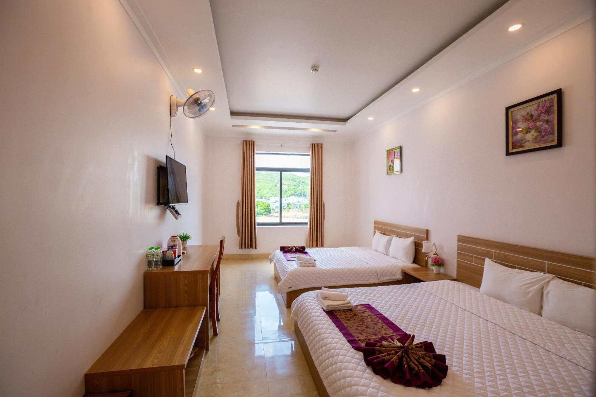 Chau Gia Hotel Vinh Hy Exterior photo