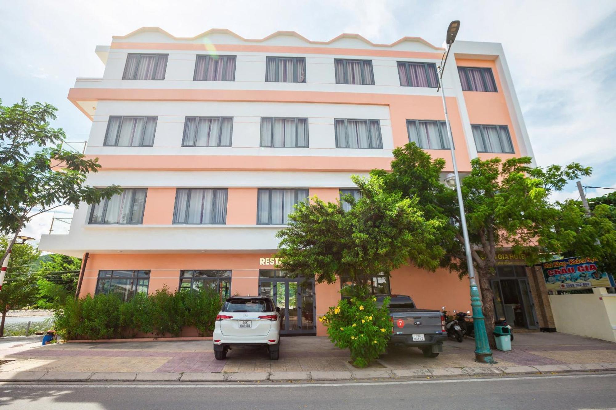 Chau Gia Hotel Vinh Hy Exterior photo